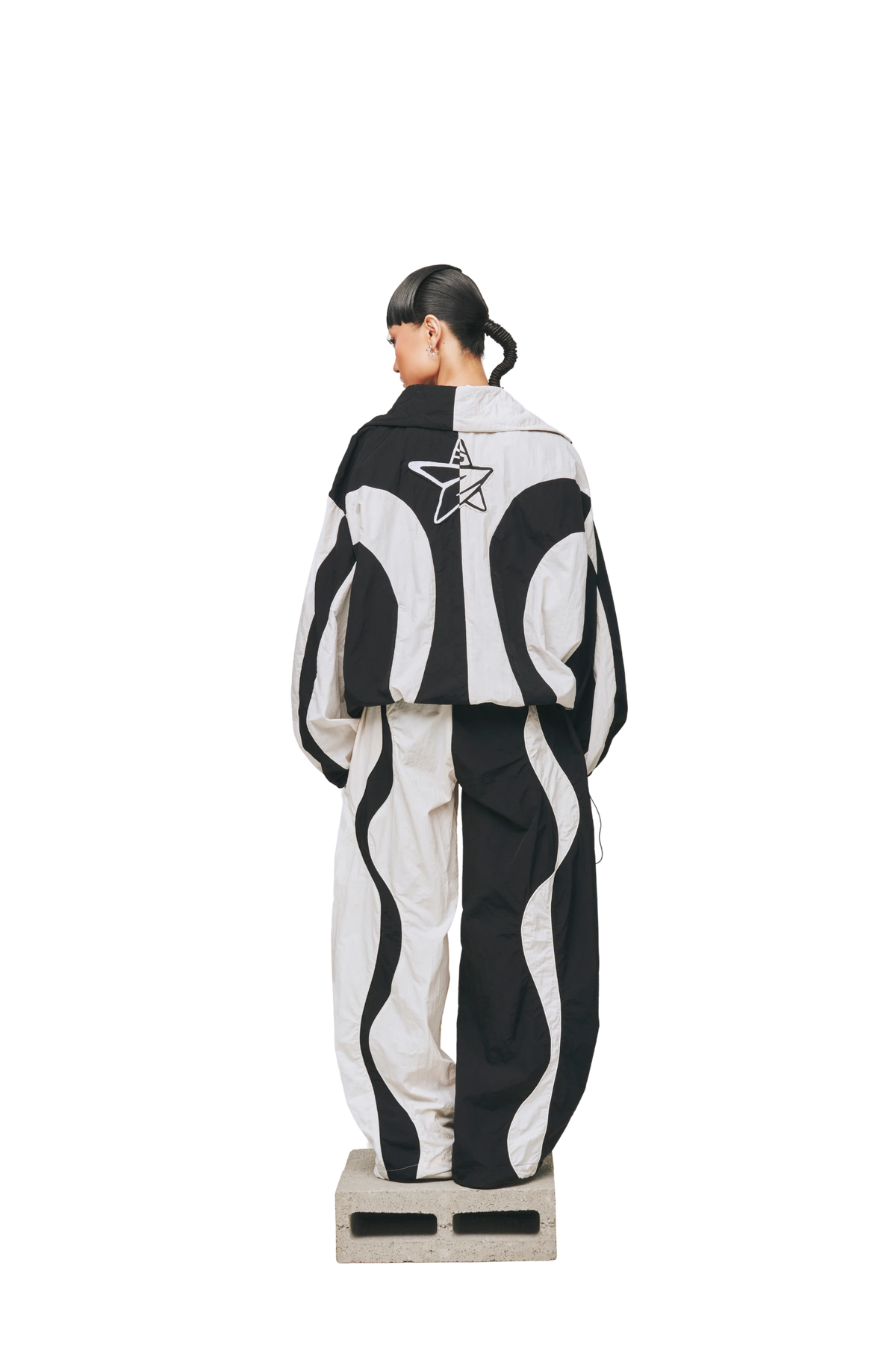 Orca Bottom cutout 1