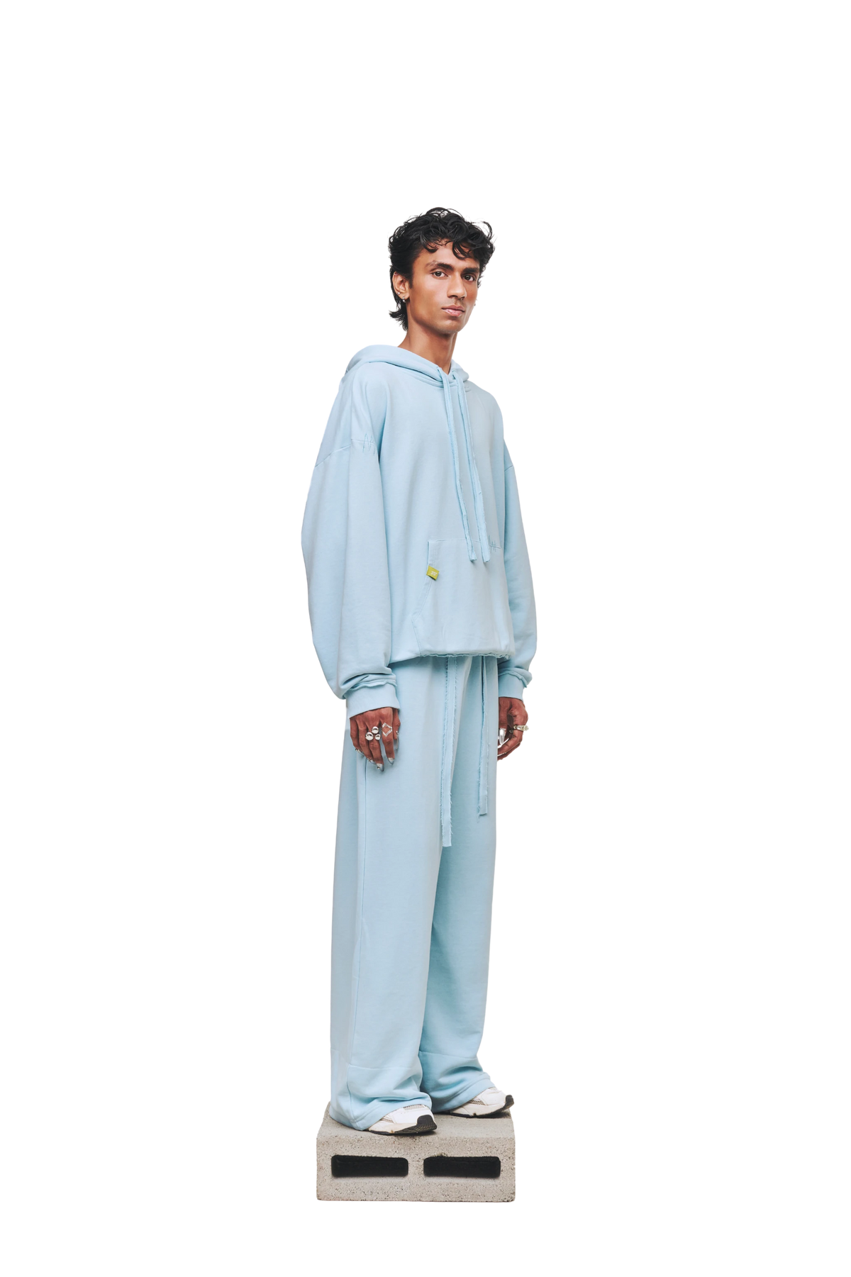 Stratosphere Bottom cutout 1